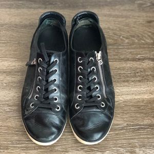 Men’s Louis Vuitton Sneakers men’s 8